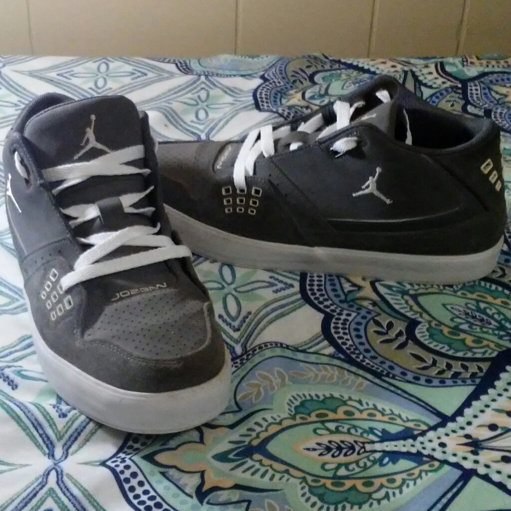 Jordan Flight 23 low grey mens sneakers 8.5